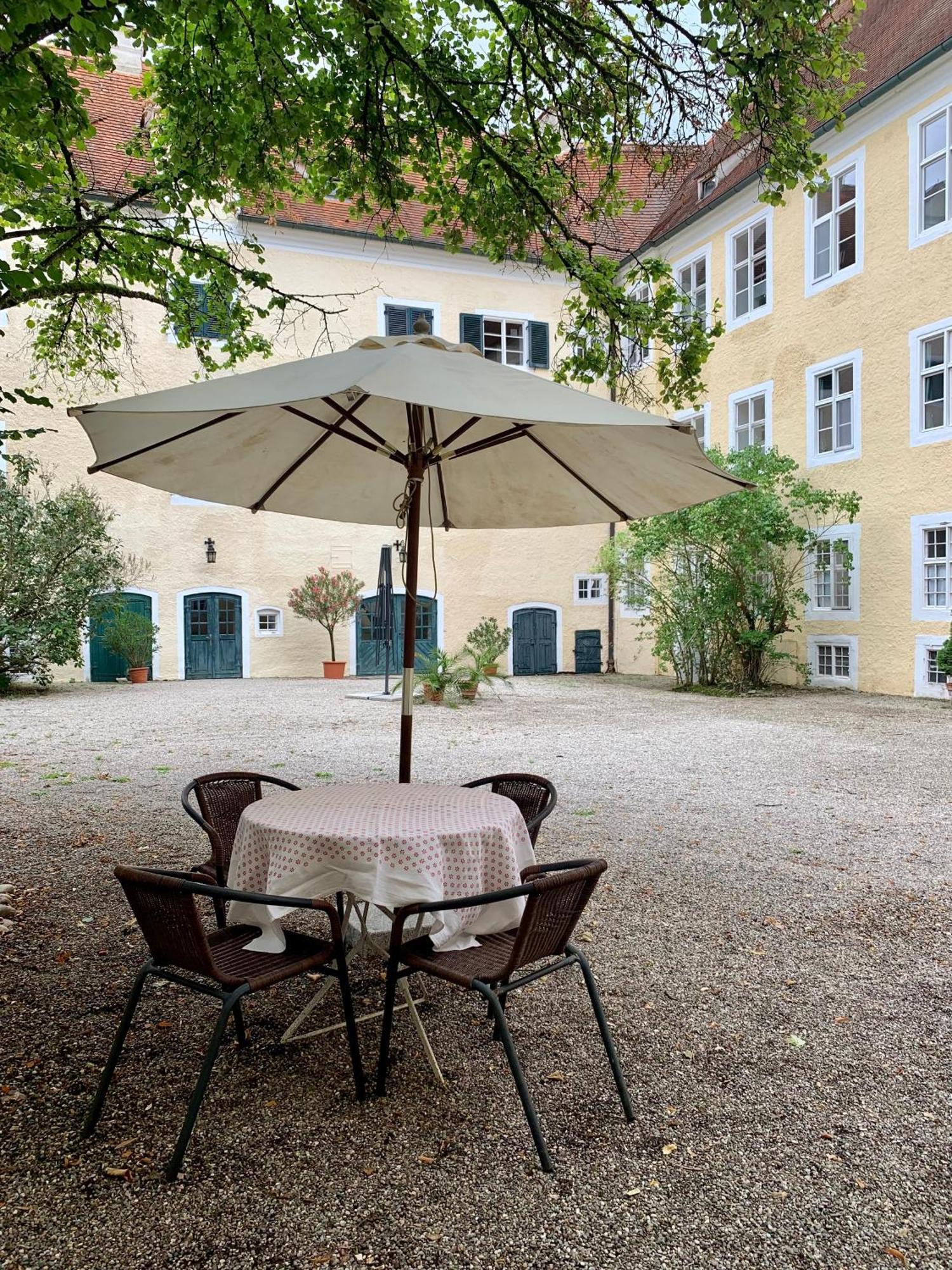 Wohnen Im Wasserschloss Sandizell Schrobenhausen Extérieur photo